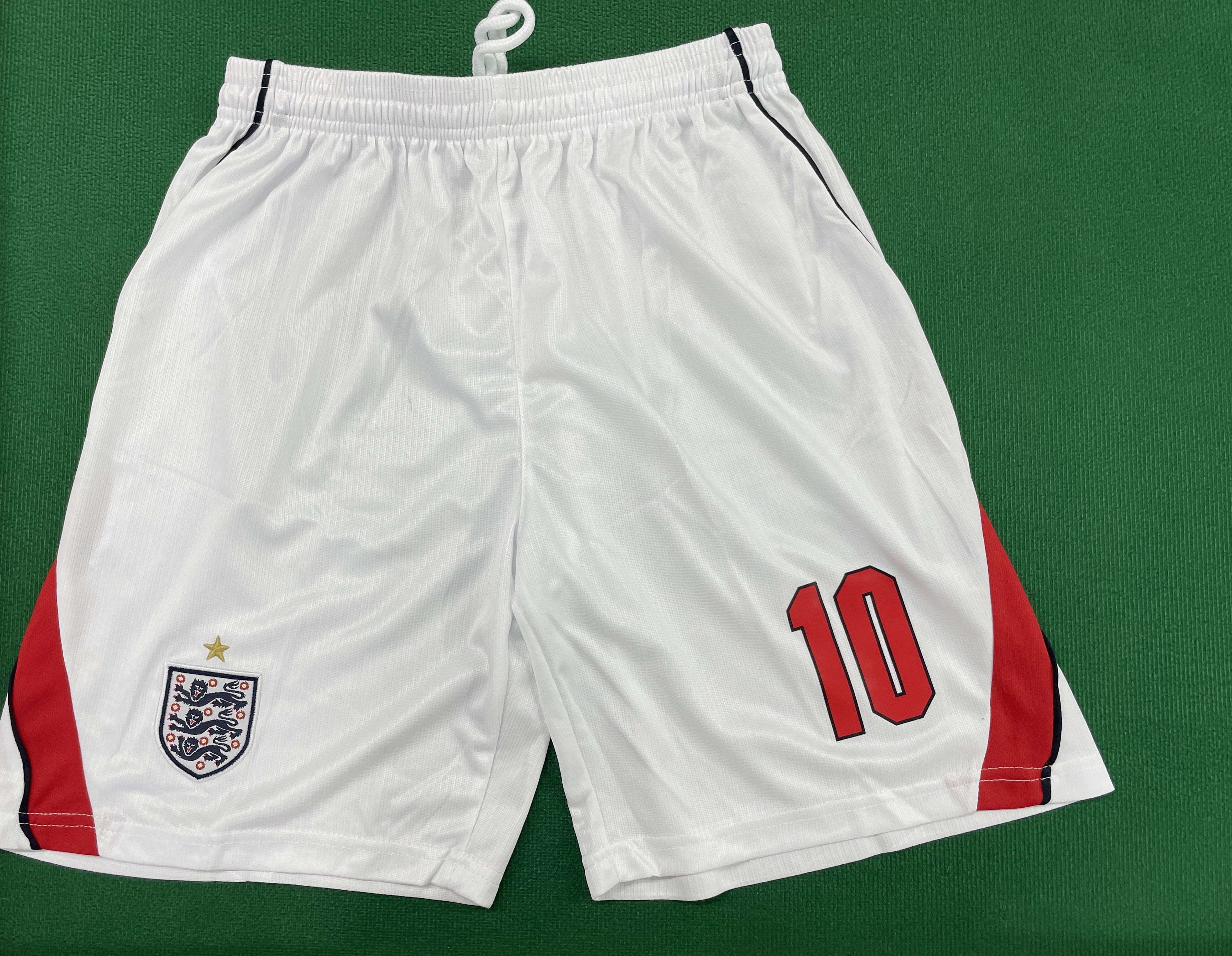 Jude Bellingham England World Cup kit